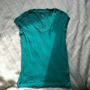 Teal v-neck tshirt